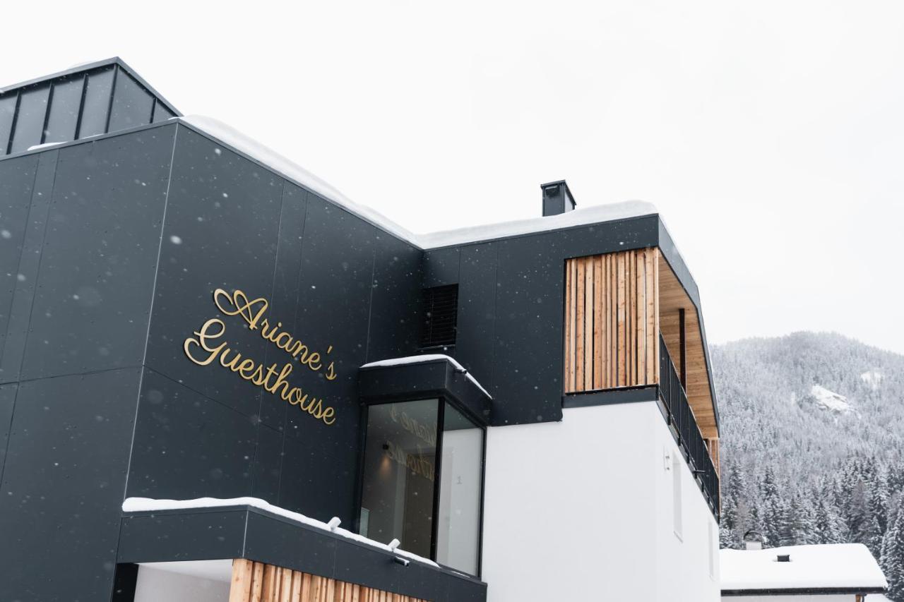 Ariane'S Guesthouse セスト エクステリア 写真